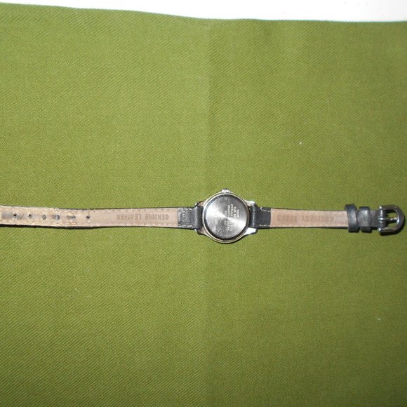 GEOFFREY BEENE Watch Leather Band - NEW BATTERY - Picture 4 of 7